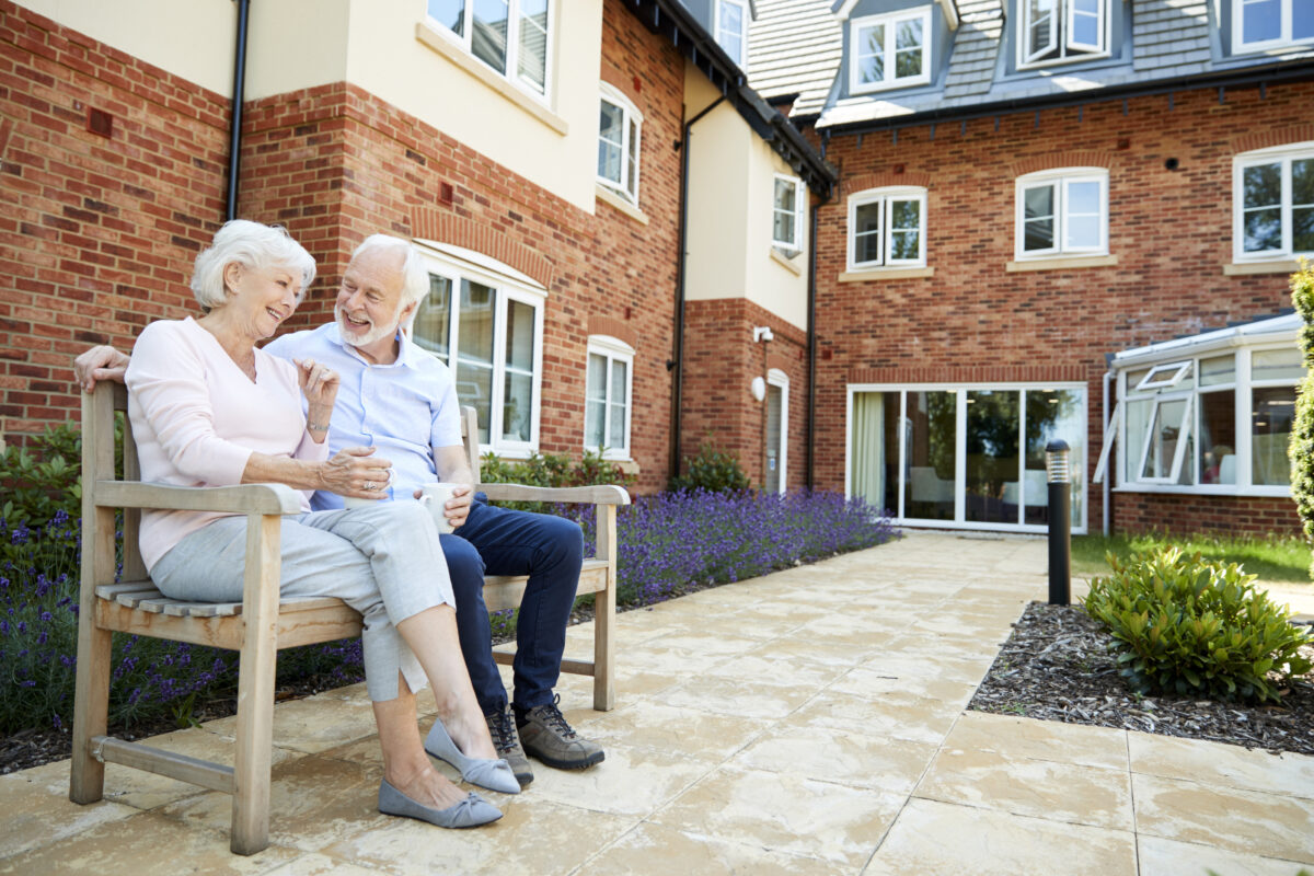 Home Buying in a Retirement Community: Downsizing the Family Home