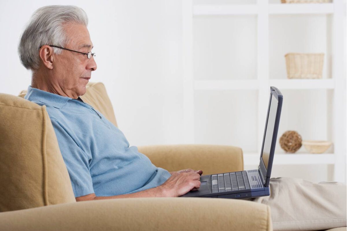 Internet Safeguards to Avoid Online Scams as an Older Adult